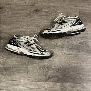 New Balance Metallic Silver and Black Running Shoes